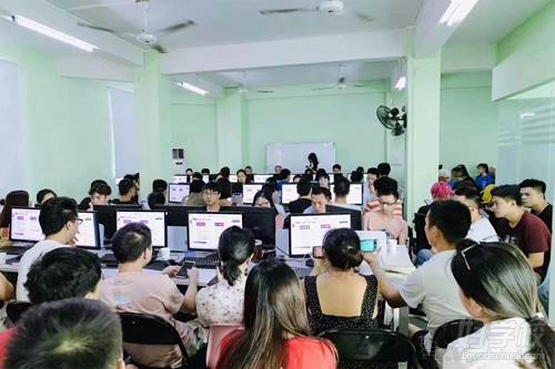 广州众训电商培训学院 教学现场
