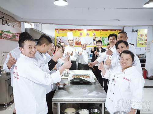 临沂飘飘香专业小吃培训学校 师生风采