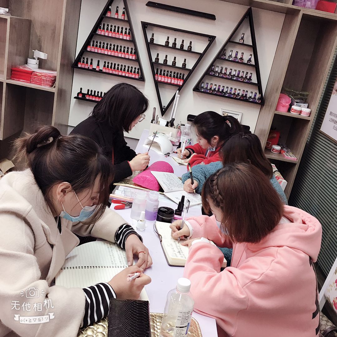 贵阳高级美甲师创业班