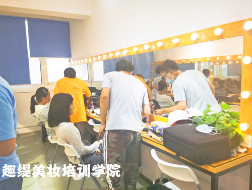上海新娘美妆强化培训课程