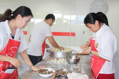 重庆可欣餐饮培训学校 授课现场