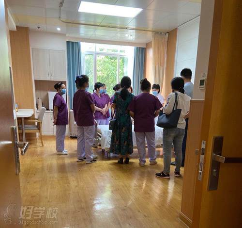 上海月拇指母婴学院  实习现场