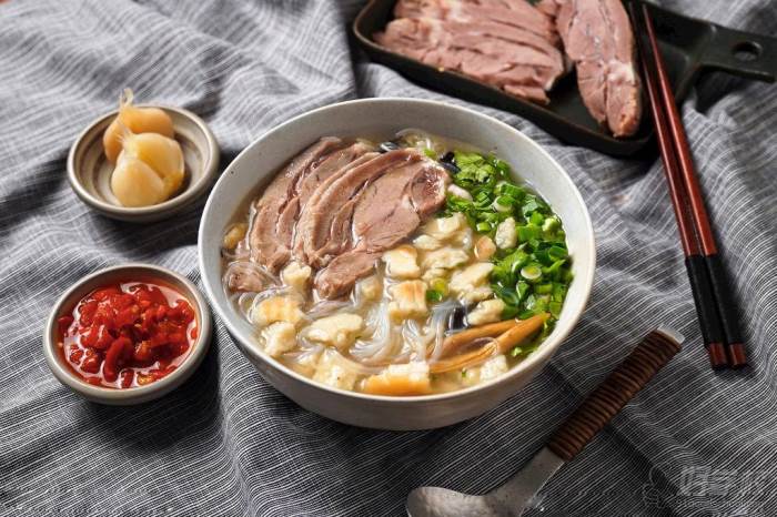 羊肉泡饃