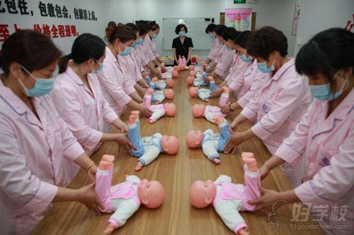 无锡鑫星悦母婴培训中心 实操学习现场