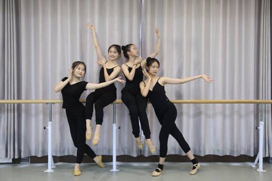 广州德艺舞蹈培训中心