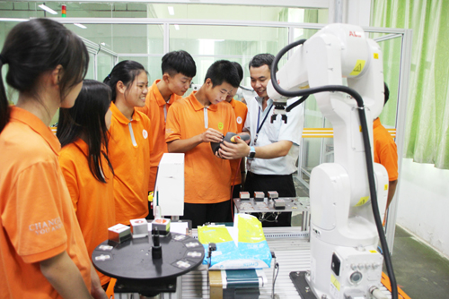 珠海一职实验学校机器人应用与维护专业中技招生简章