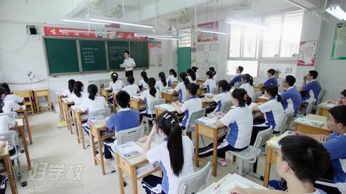 深圳美中教育培训学院 授课现场