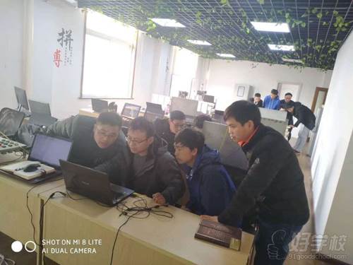 杭州拓达自动化培训中心 教学现场