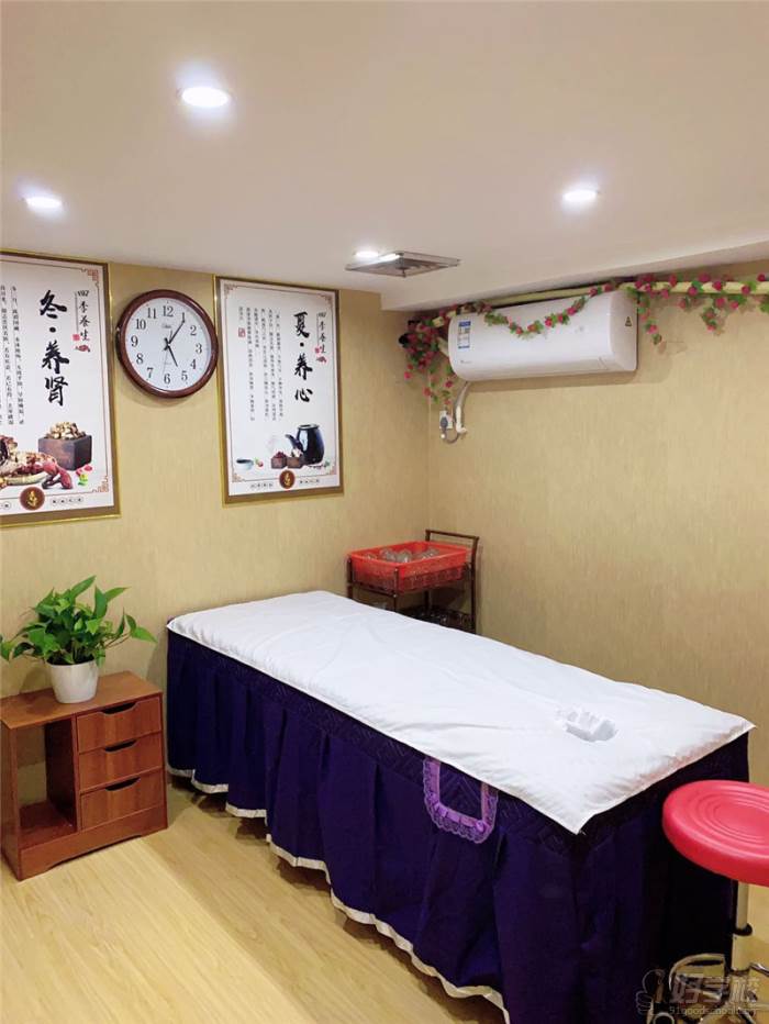 养生馆位于广东省惠州市,以弘扬传统中医文化,保健脊椎健康一生为宗旨