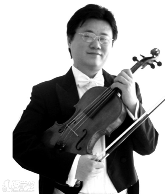 小提琴/中提琴演奏家崔宏伟