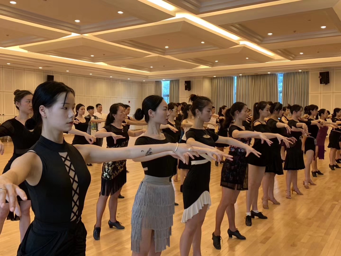 北京成人拉丁舞爱好者聚集地——千夜舞蹈 - 知乎
