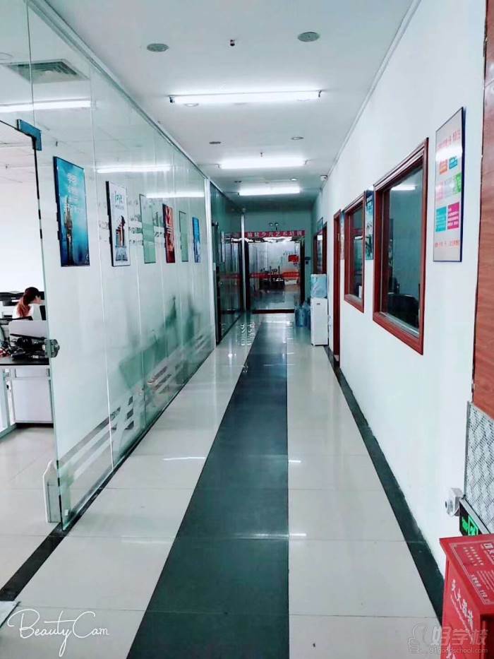 教室走廊环境