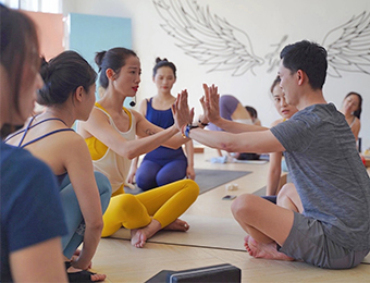 厦门阴瑜伽专业培训课程