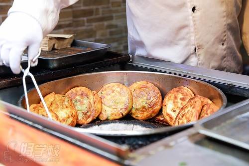 葱油饼形状