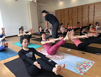 深圳阿斯汤加瑜伽精进班