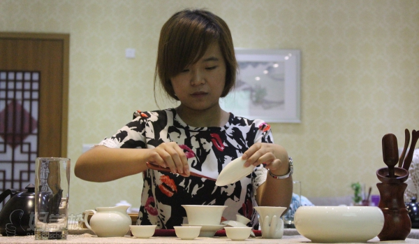 广州茶众文化培训学员学习初级茶艺2