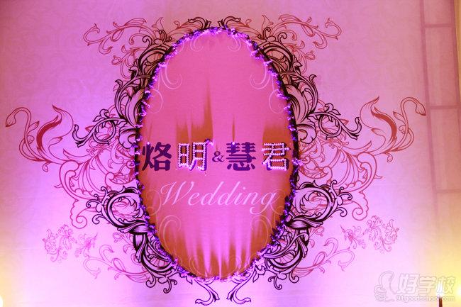 完美一刻“勿忘我”紫色主题婚礼精彩花絮