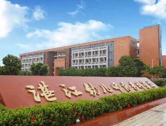 深圳教育培训机构：与时俱进的动力引擎