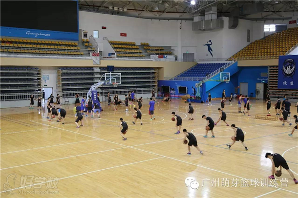 广州萌芽篮球训练营训练图3