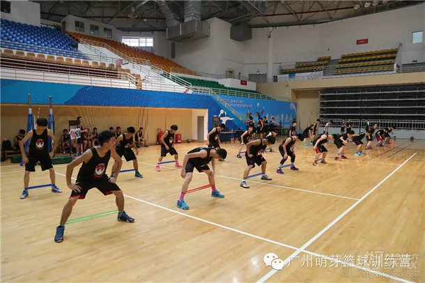 广州萌芽篮球训练营训练图5