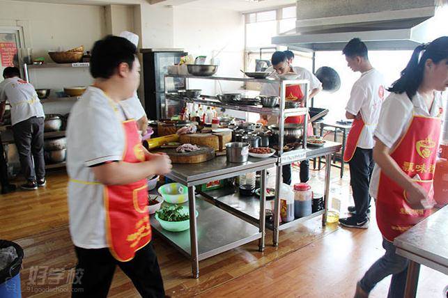 黃燜雞米飯 教學現(xiàn)場