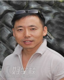 广东外语外贸大学公开学院服装设计专业客座教授：王永健