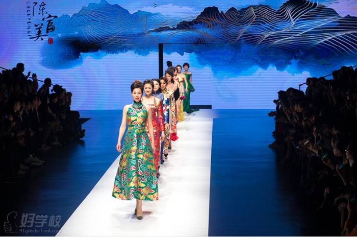 2017品牌中国风服装秀化妆造型组
