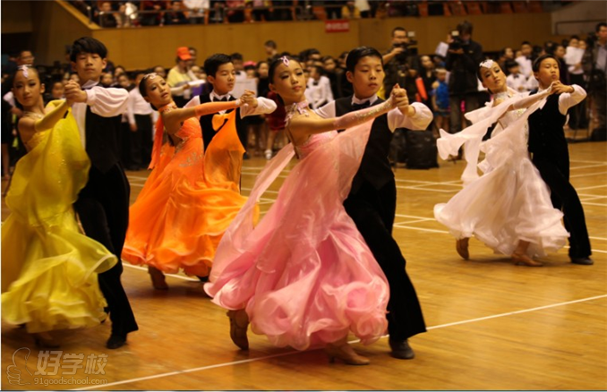 广州康孚国际舞蹈学院摩登舞会员班学员风采