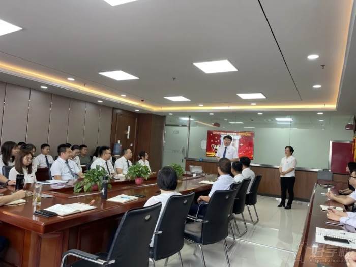 院系分别发言2
