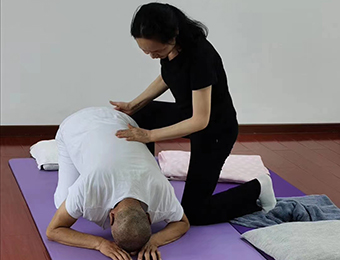 广州男康瑜伽培训班