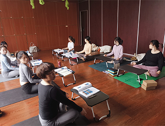 武汉理疗瑜伽200TTC体系培训课程