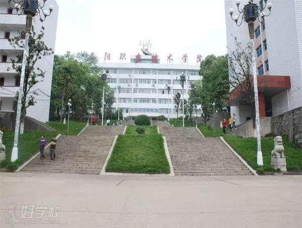学校环境 学校环境