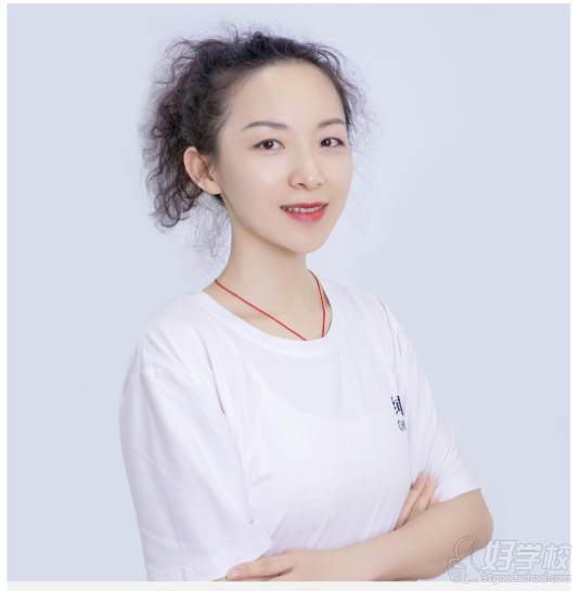 赵洁