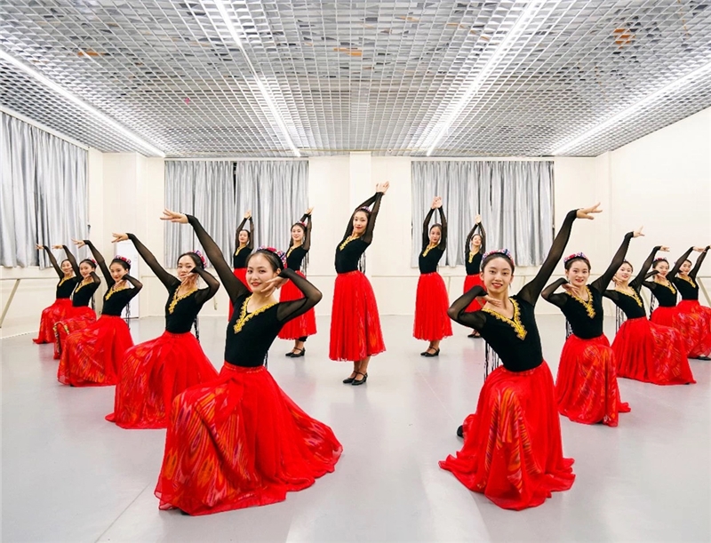 成都中国舞专业艺术高考培训班