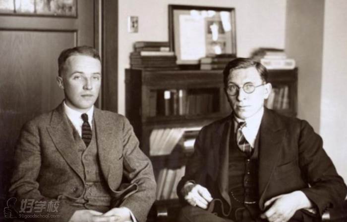 Frederick Banting（右）和 Charles Best（左）