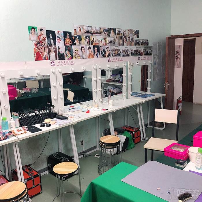 化妆教室环境