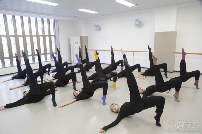 广州艺考舞蹈培训班