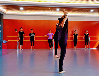 呼和浩特舞蹈艺考四维科学基本功辅导课程