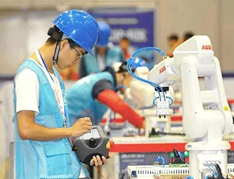 苏州工业机器人编程培训班