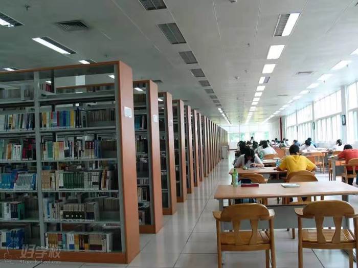 圖書館環境