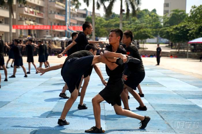 警务技能教学