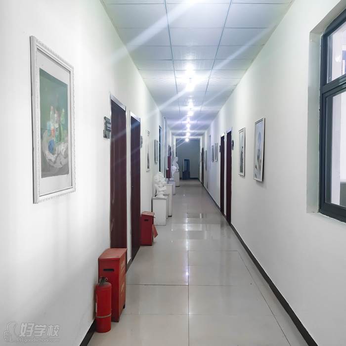 教学区走廊