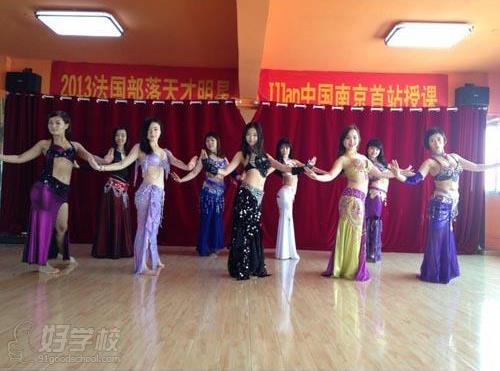 南京黄丽舞蹈国际艺术学院学员风采