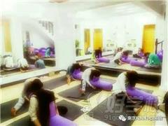 南京卡娜瑜伽培训中心学员风采