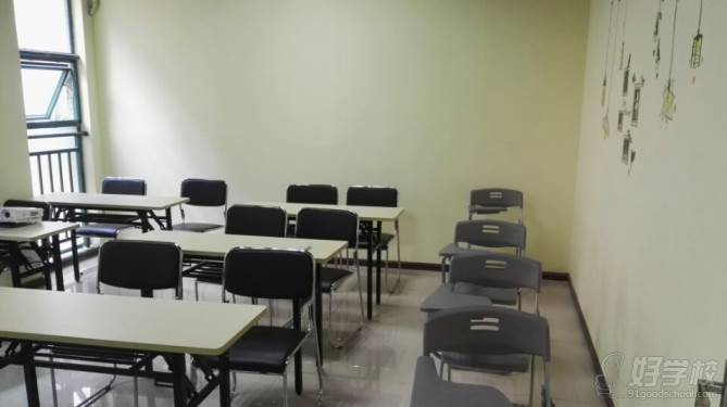 武汉欧亚外语培训学校  教室