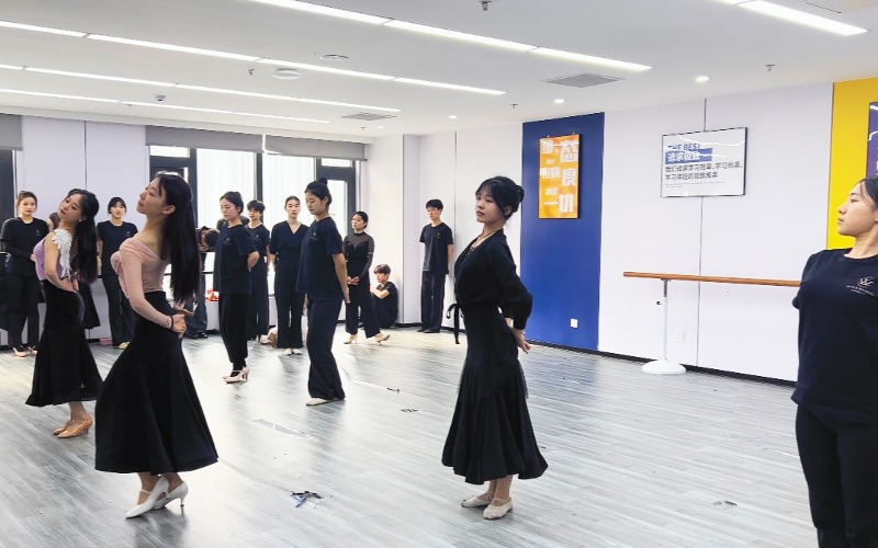 郑州国标舞（体育舞蹈）专业艺考培训课程