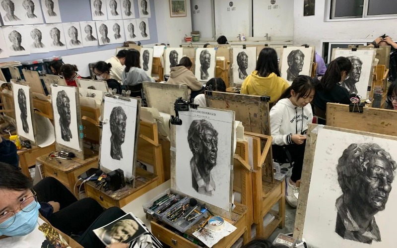 上海新高二美术联考基础班