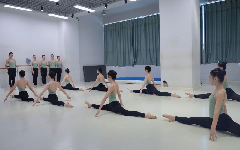 北京体育舞蹈专业艺考班