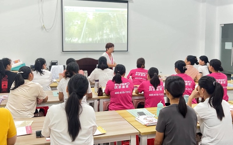 高級月嫂師資培訓(xùn)小班