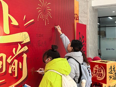 走進新航道學(xué)校開營現(xiàn)場，開啟學(xué)習(xí)新篇章！